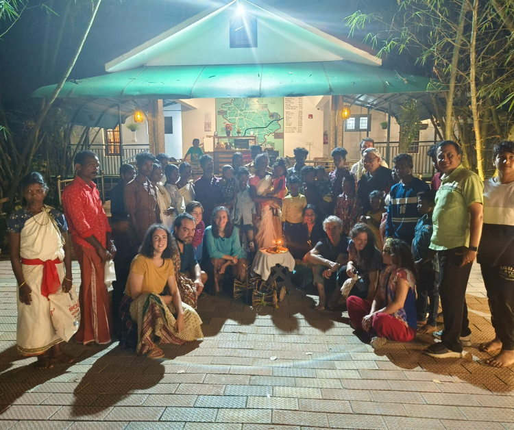 Ananda Holiday