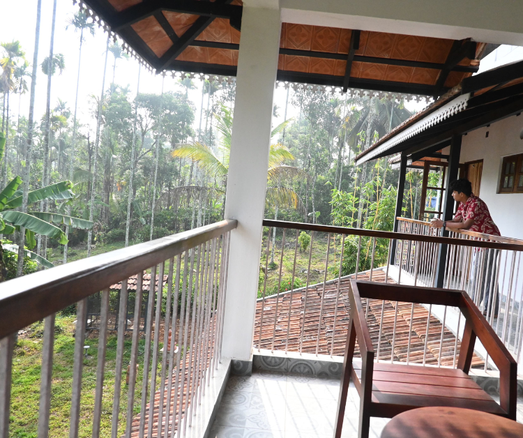 Ananda Holiday